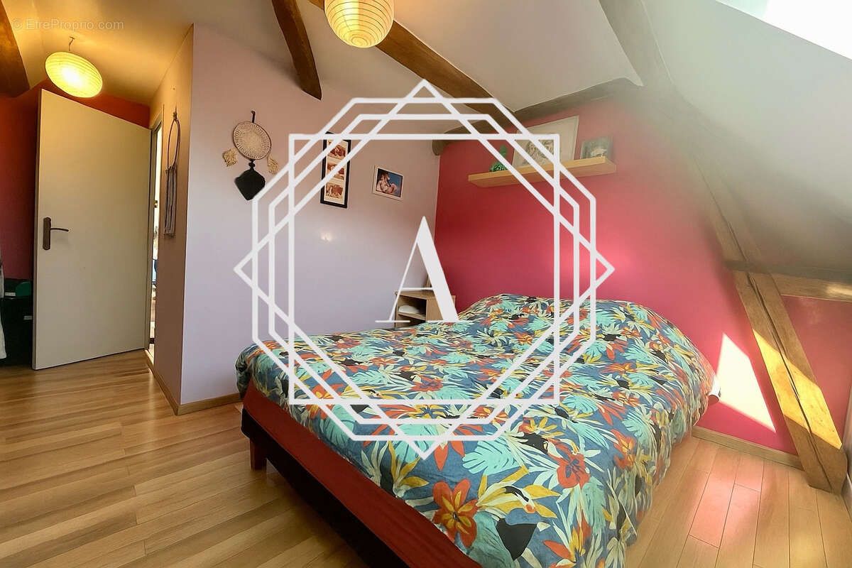 Maison à SAINTE-GENEVIEVE