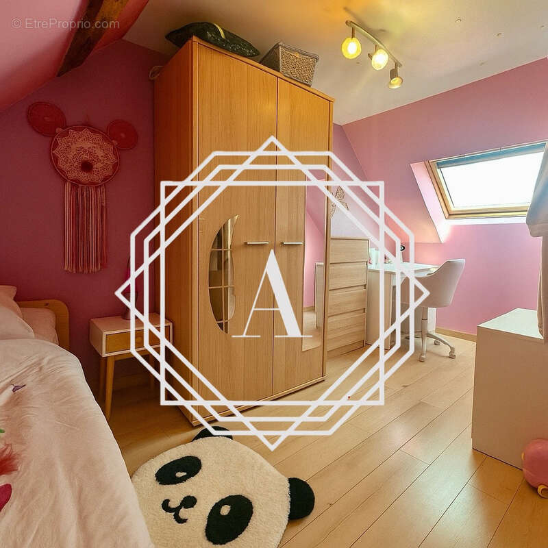 Maison à SAINTE-GENEVIEVE