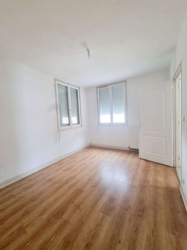 Maison à BRIVE-LA-GAILLARDE