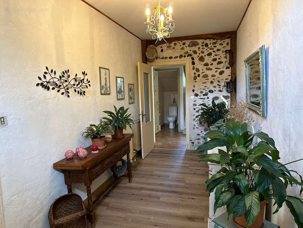 Maison à LAMARQUE-PONTACQ