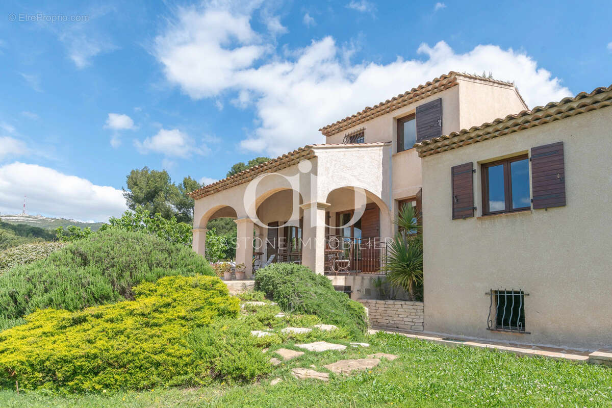 Maison à MARSEILLE-13E