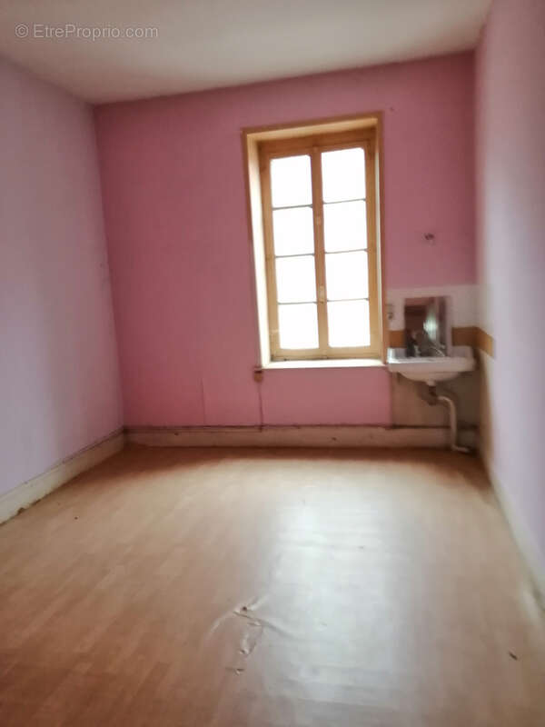 Appartement à CUISERY