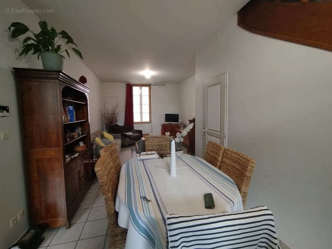 Appartement à CUISERY