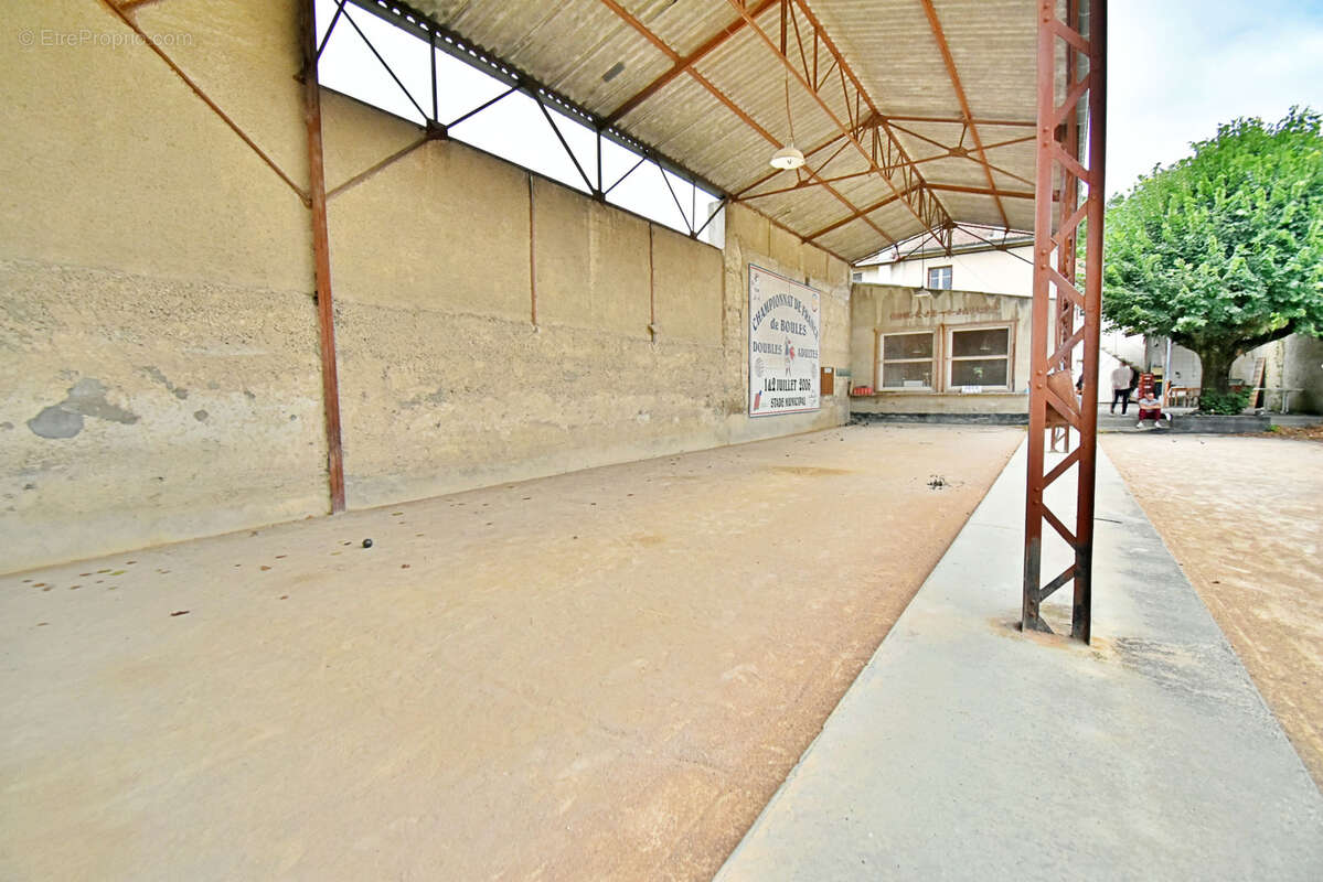 Maison à LA TOUR-DU-PIN