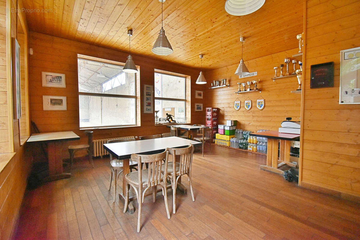 Maison à LA TOUR-DU-PIN