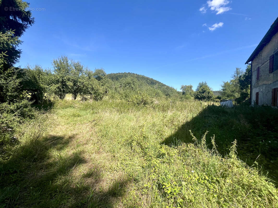 Maison à COUR-SAINT-MAURICE