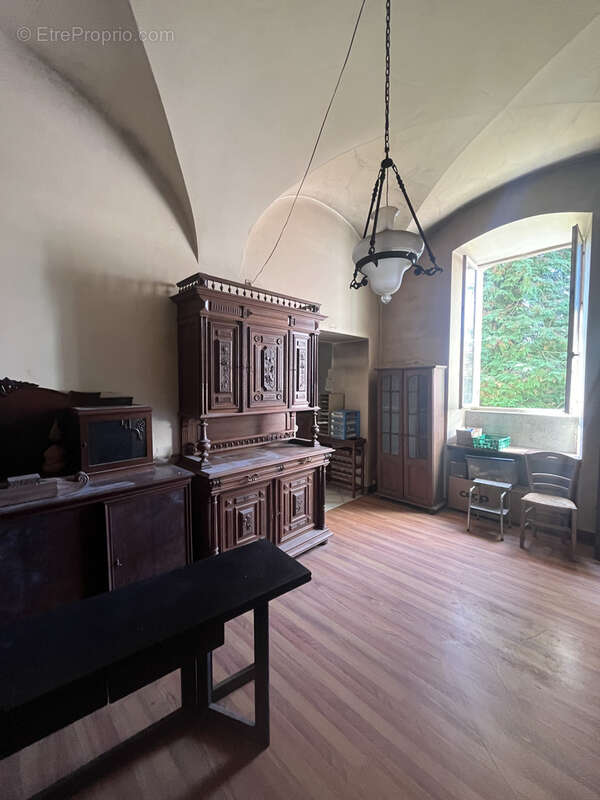 Maison à COUR-SAINT-MAURICE