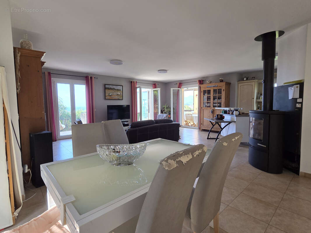 Maison à BASTELICACCIA