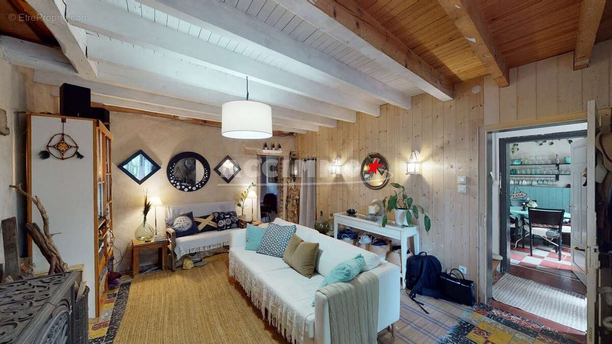 Maison à SAINT-PAUL-CAP-DE-JOUX