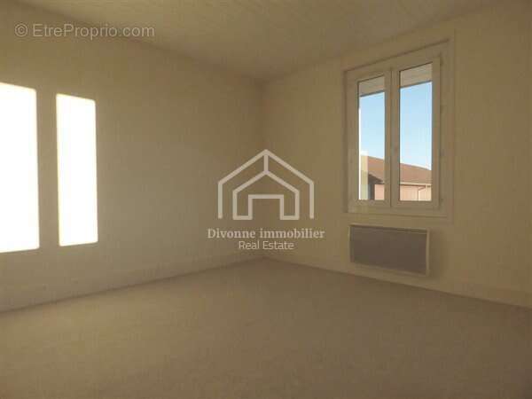 Appartement à CESSY