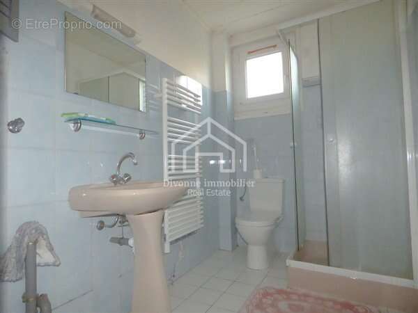 Appartement à CESSY