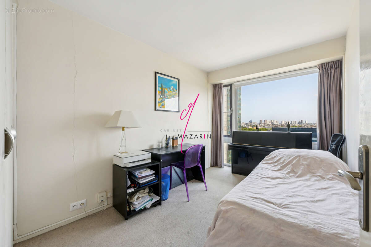 Appartement à PARIS-14E