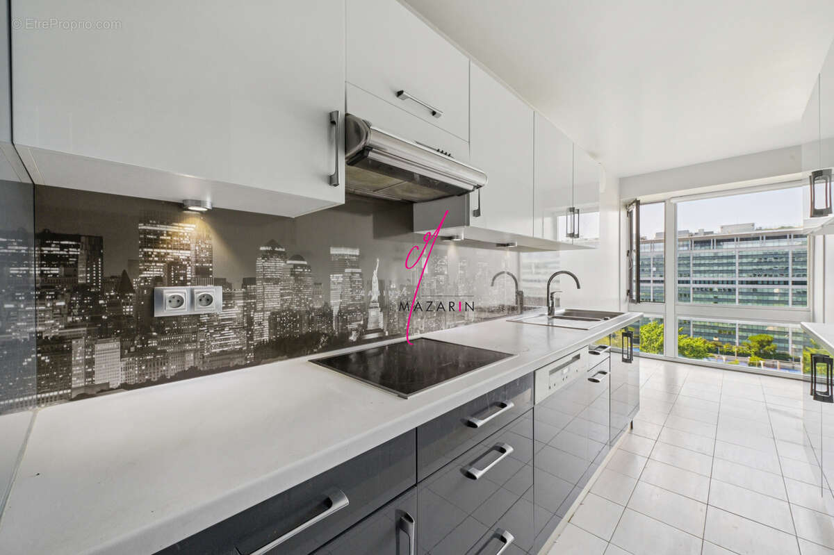 Appartement à PARIS-14E