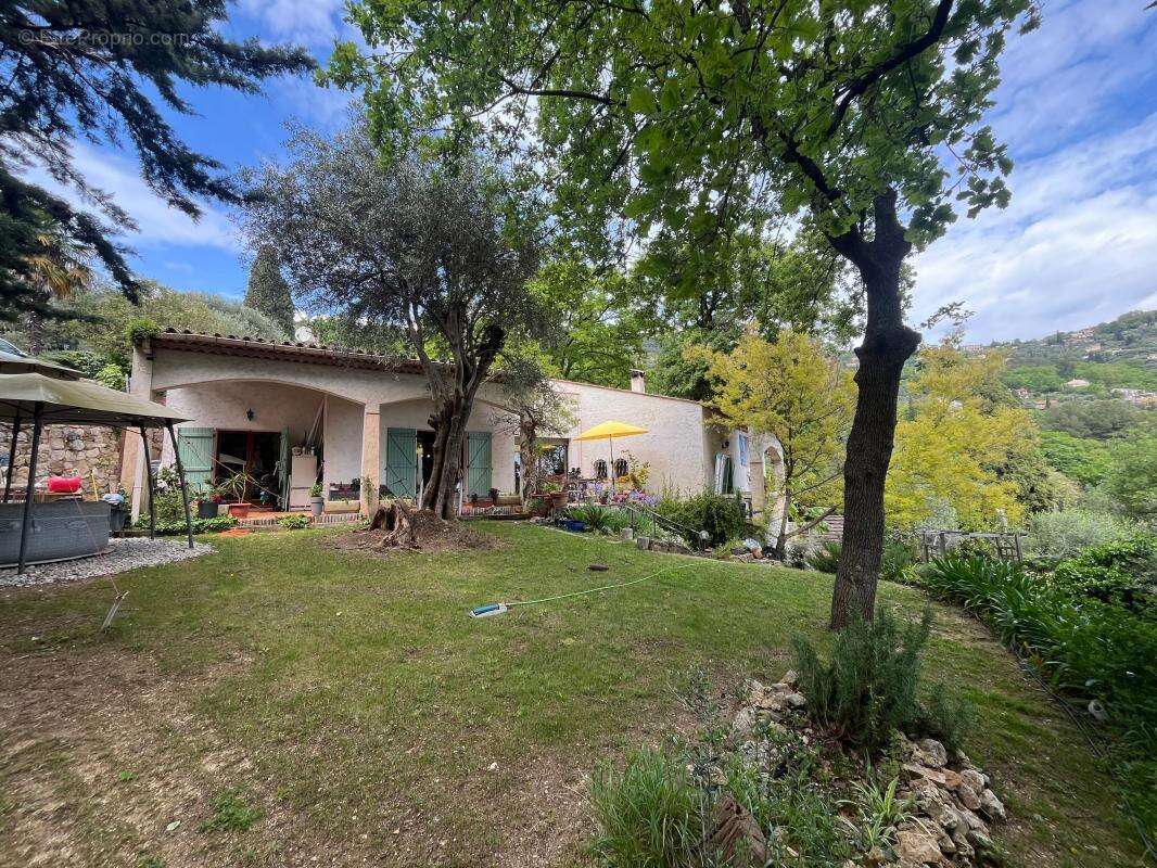 Maison à SPERACEDES