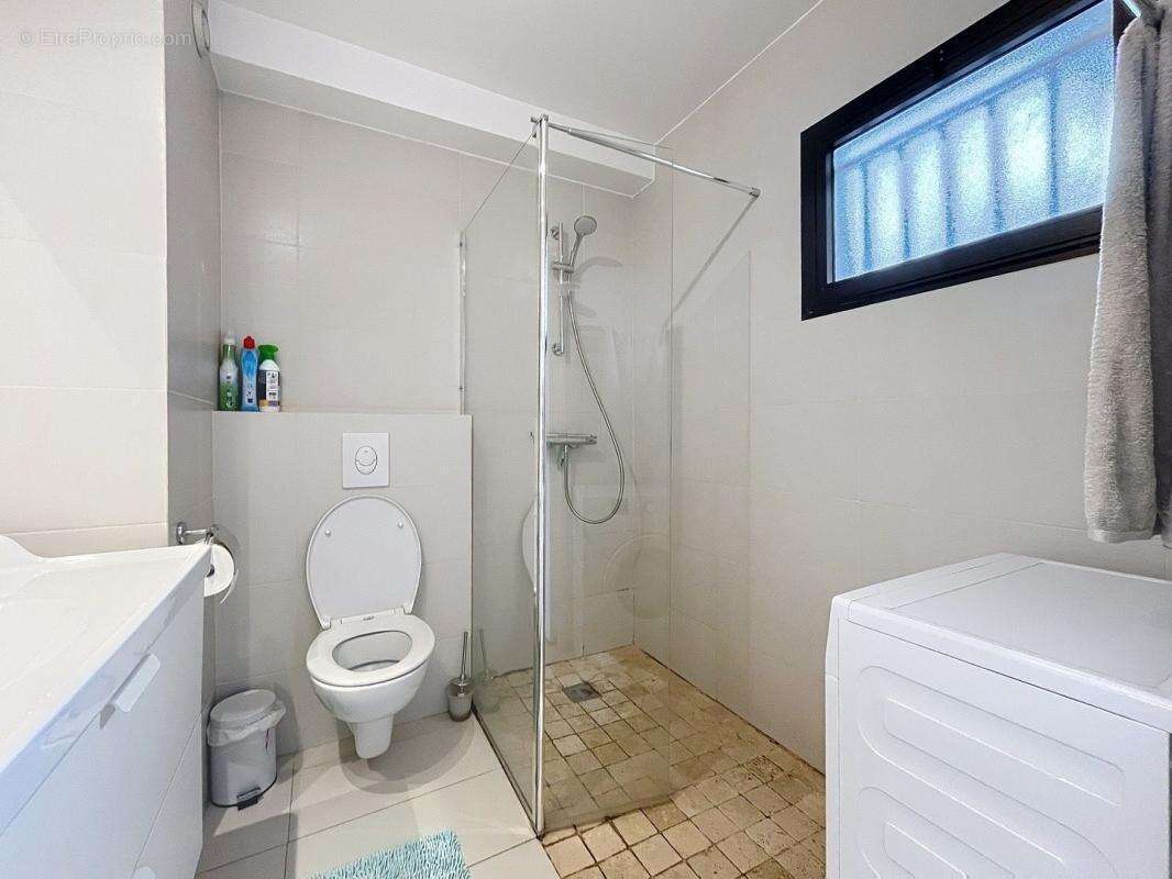 Appartement à MOUGINS