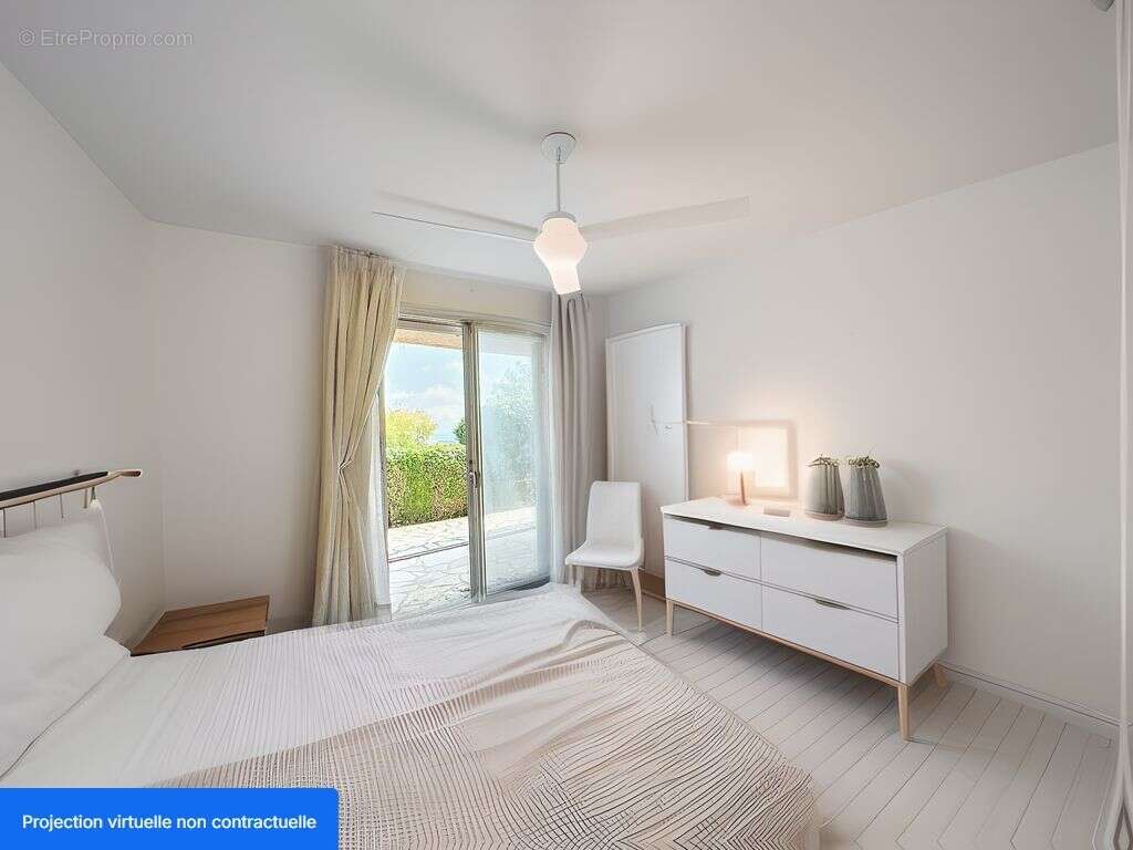 Appartement à MOUGINS