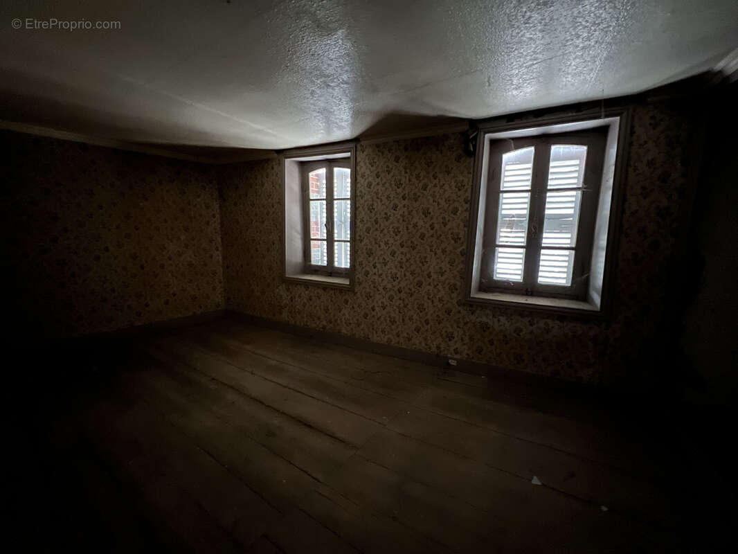 Appartement à AMBERT