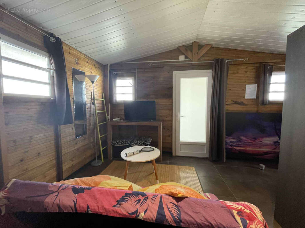 Terrain à LE TAMPON