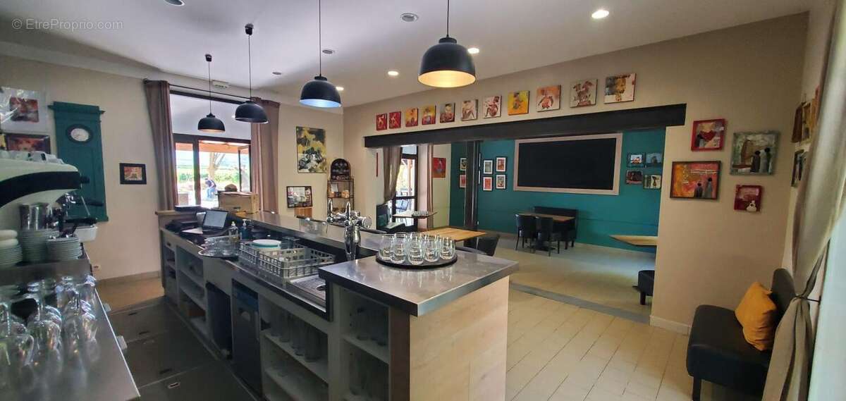 Commerce à BEAULIEU