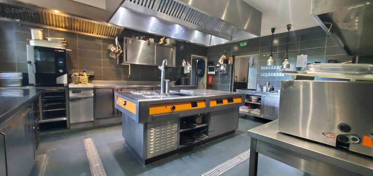 Commerce à BEAULIEU