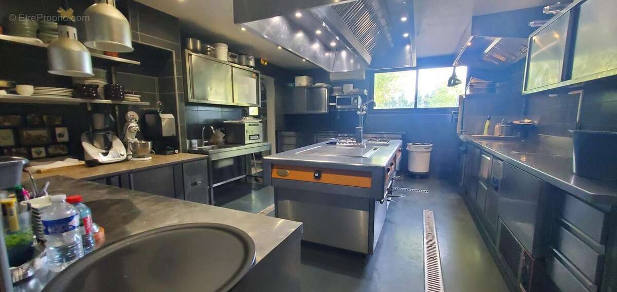 Commerce à BEAULIEU