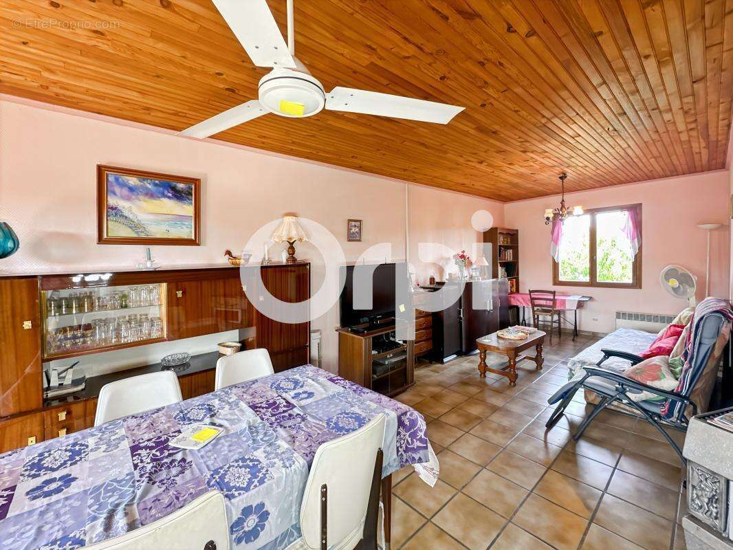 Maison à SAINT-ALBAN-AURIOLLES