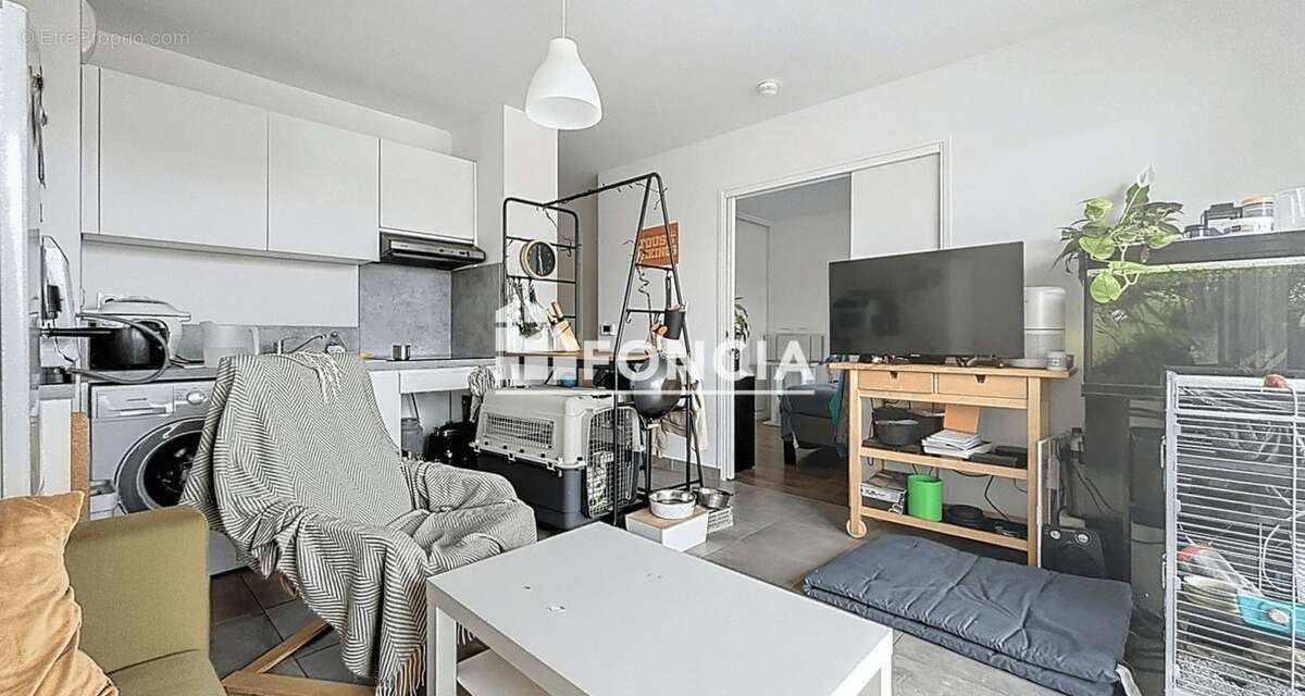 Appartement à COLOMBELLES