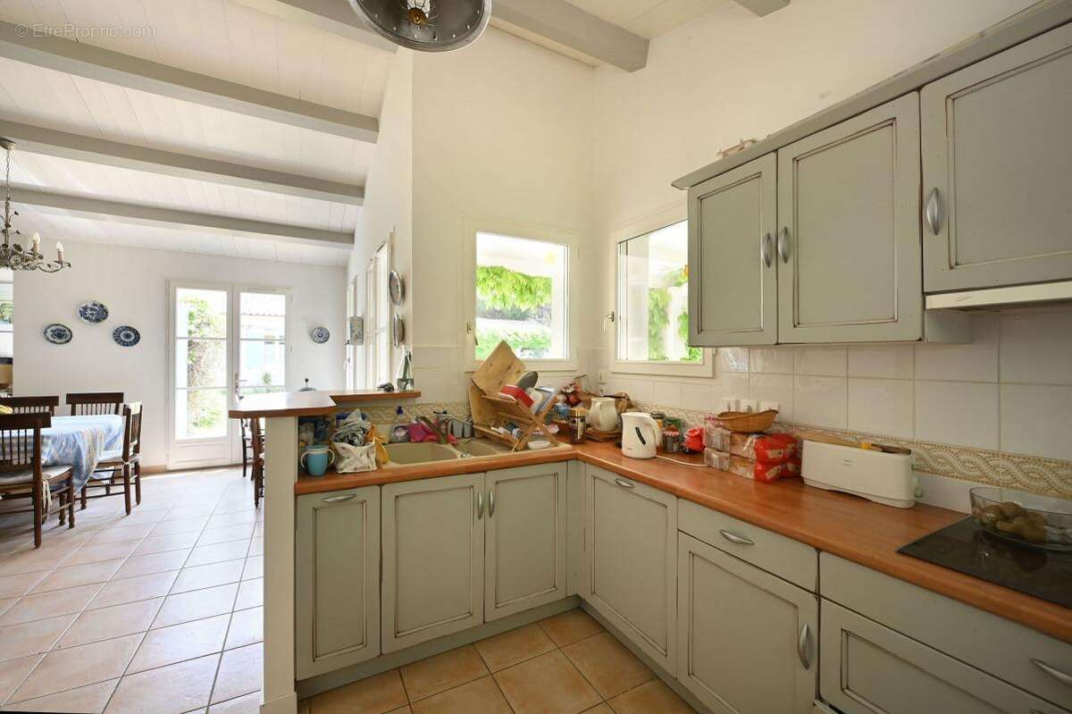 Maison à LES PORTES-EN-RE