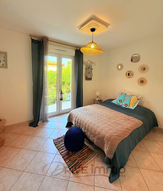 Maison à NISSAN-LEZ-ENSERUNE