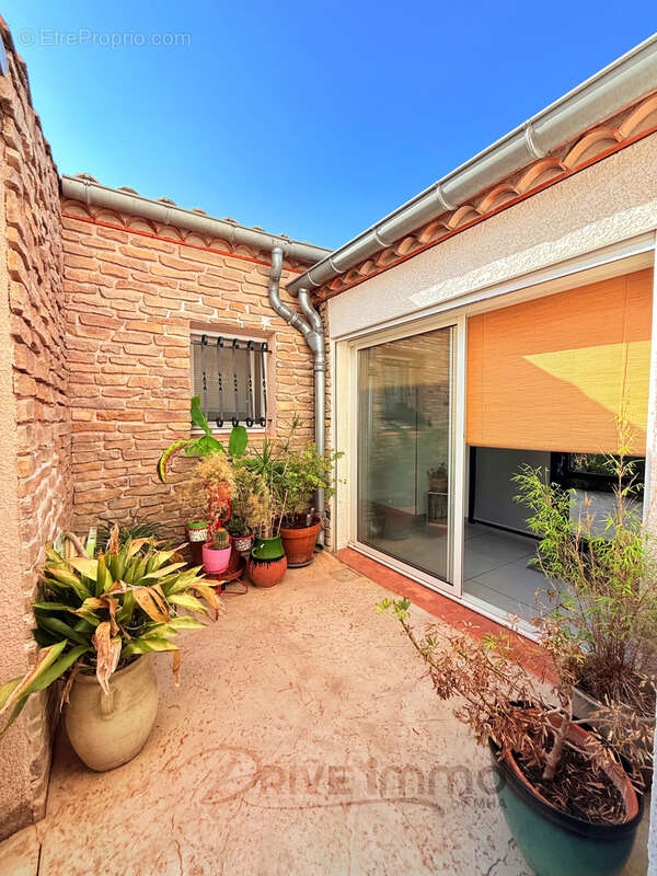 Maison à NISSAN-LEZ-ENSERUNE