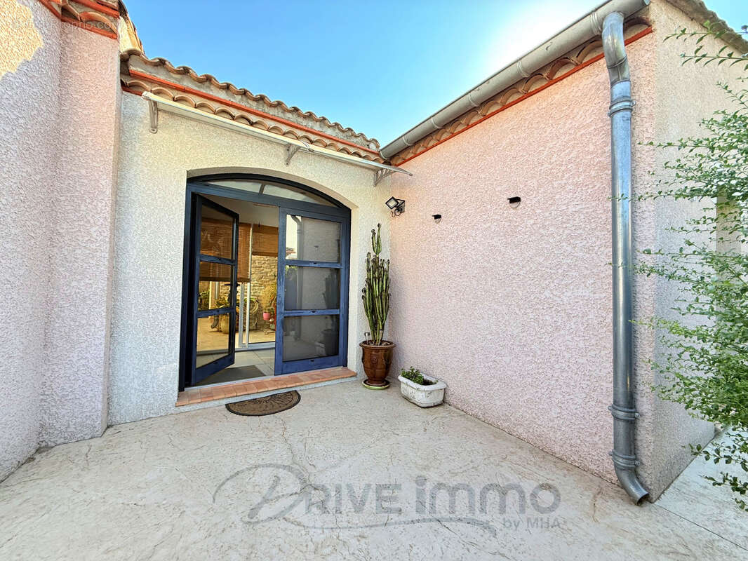 Maison à NISSAN-LEZ-ENSERUNE