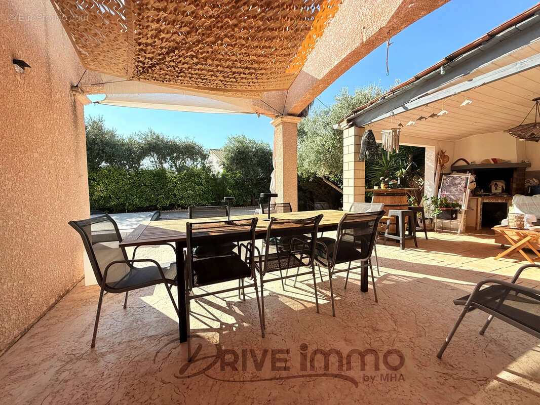 Maison à NISSAN-LEZ-ENSERUNE