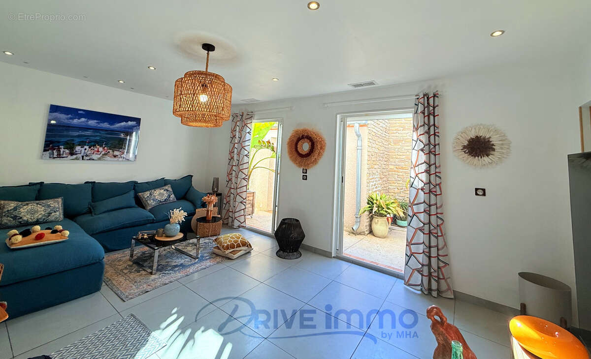 Maison à NISSAN-LEZ-ENSERUNE