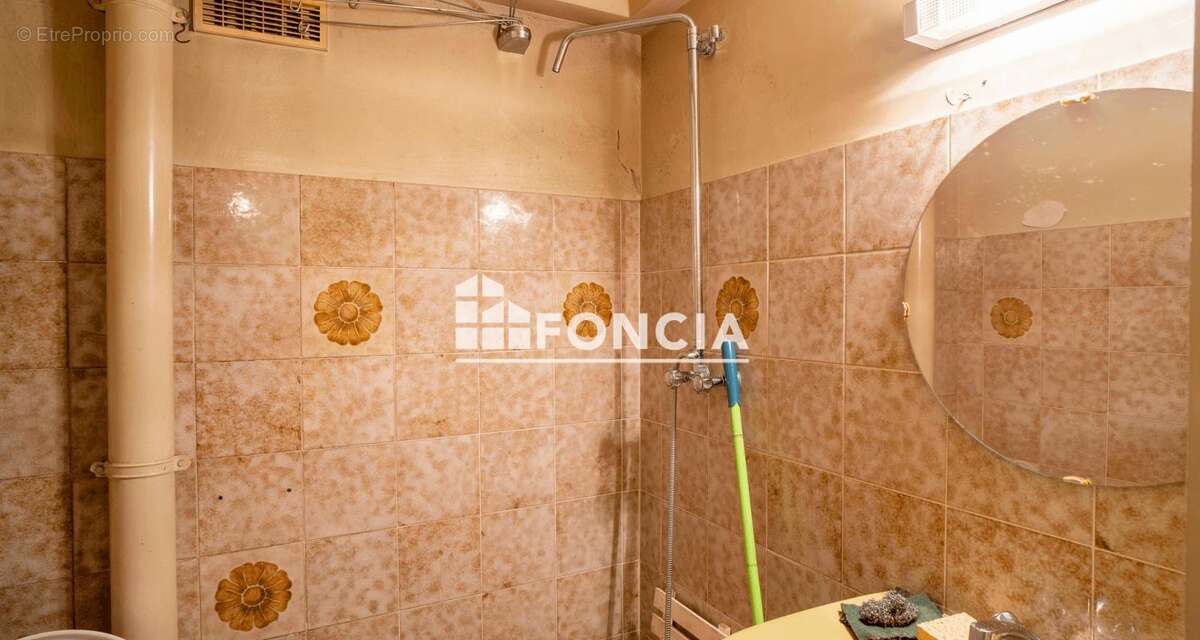 Maison à CHAMPCEVINEL