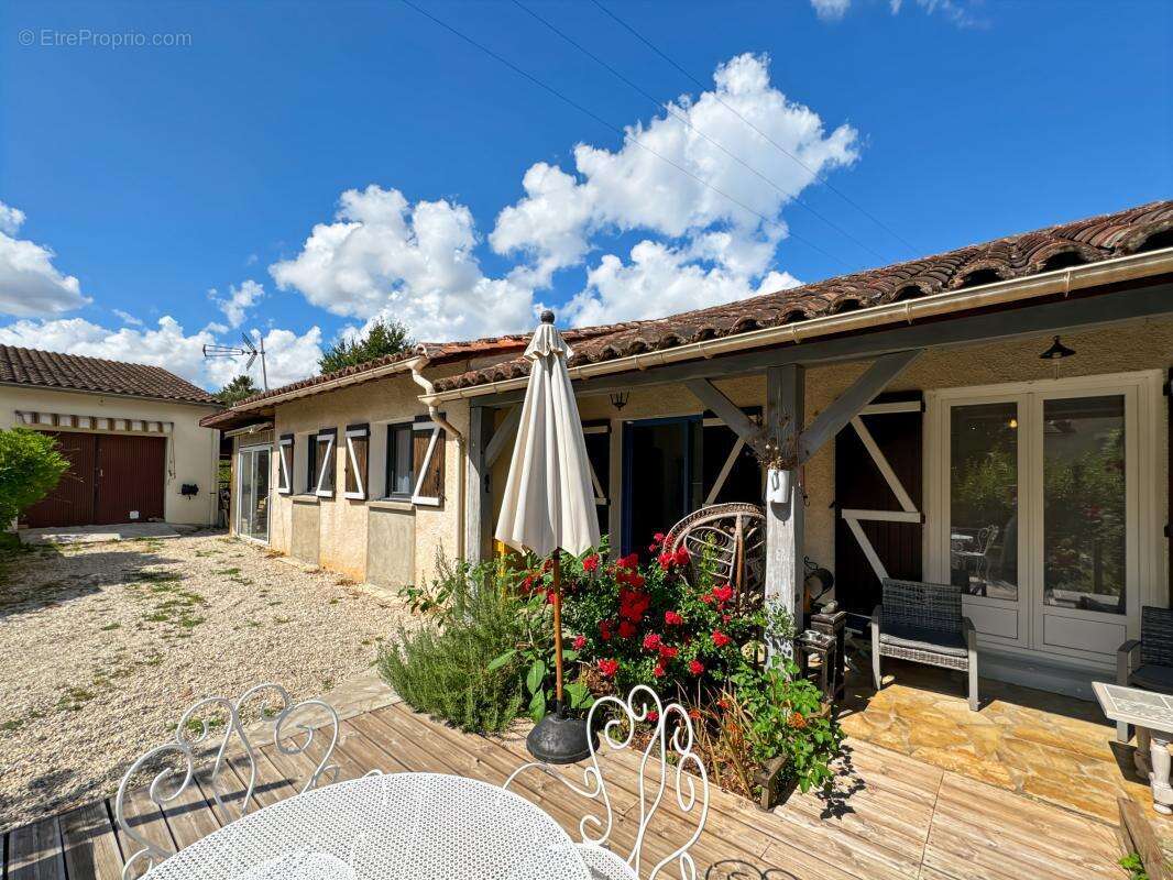 Maison à ANNESSE-ET-BEAULIEU