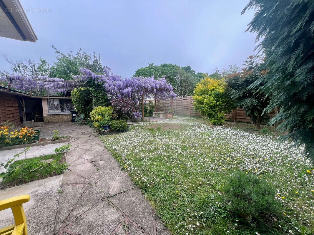 Maison à ATHIS-MONS