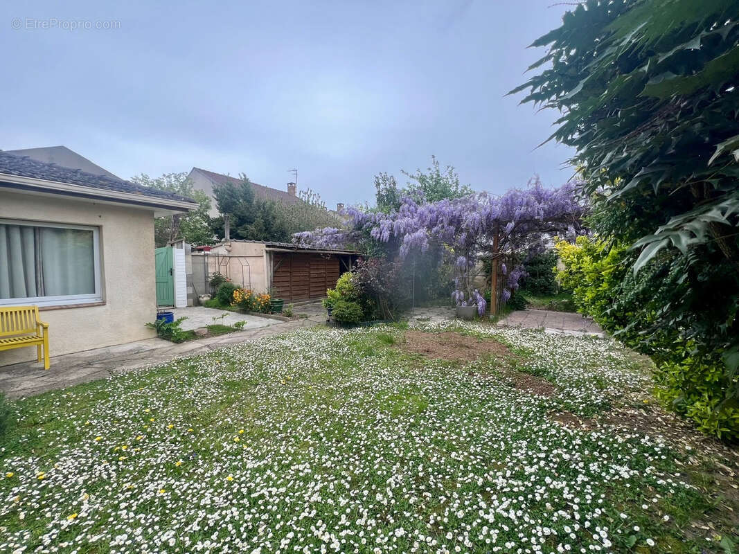 Maison à ATHIS-MONS