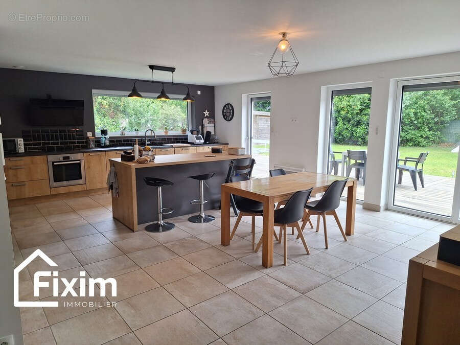 Maison à LA CHAPELLE-SUR-ERDRE