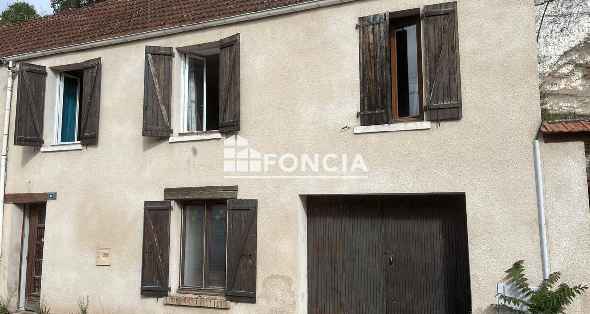 Maison à MOUSSEAUX-SUR-SEINE