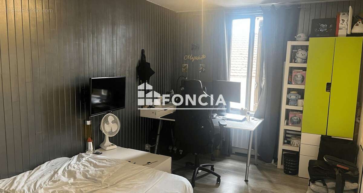 Maison à MOUSSEAUX-SUR-SEINE