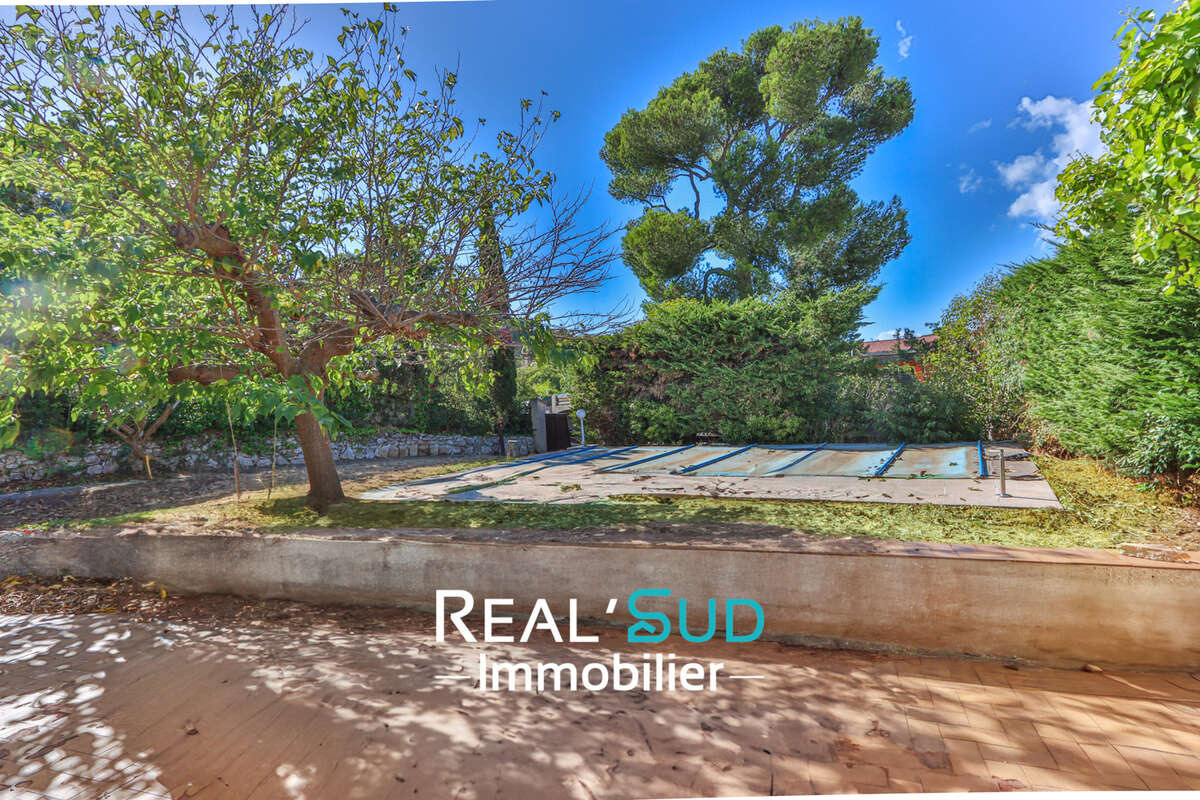 Maison à MARSEILLE-9E