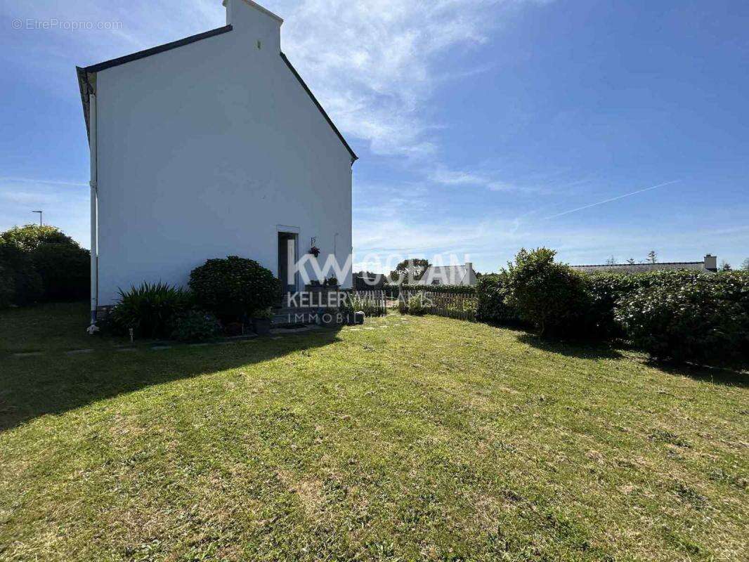 Maison à CLEDEN-CAP-SIZUN