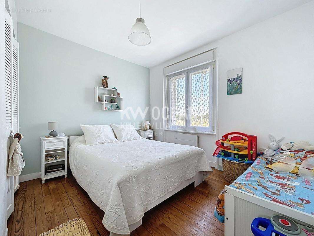 Maison à CLEDEN-CAP-SIZUN