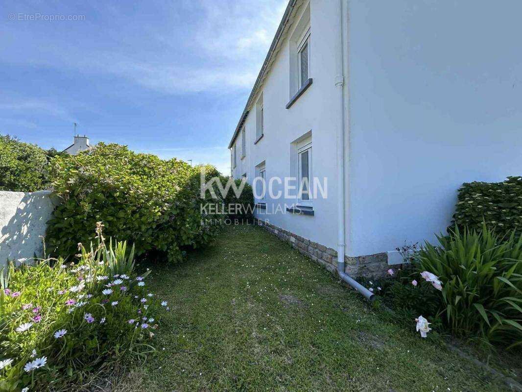 Maison à CLEDEN-CAP-SIZUN