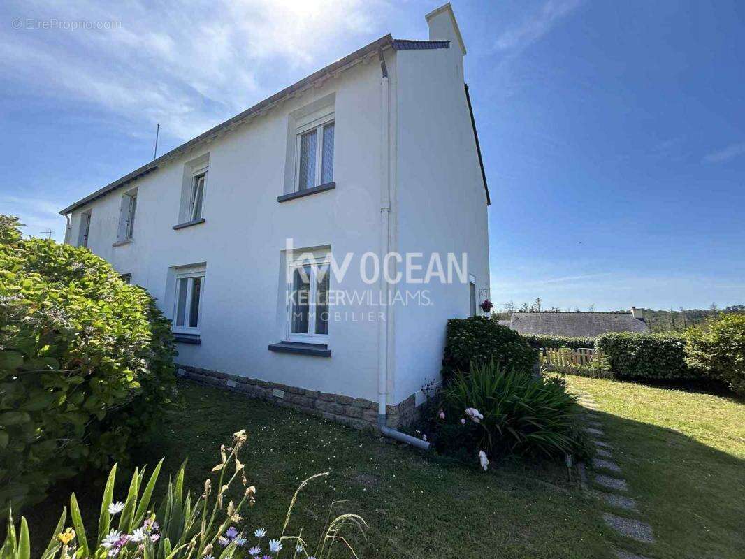 Maison à CLEDEN-CAP-SIZUN
