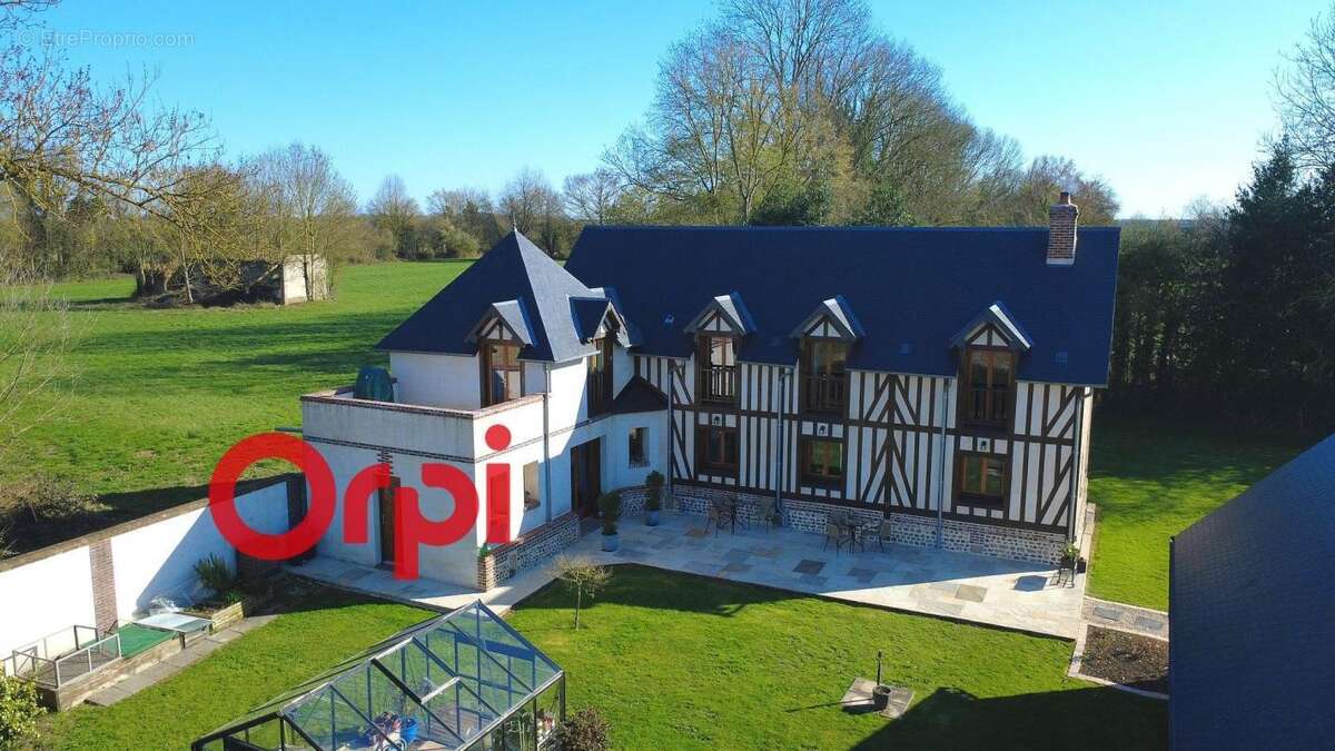 Maison à BERNAY