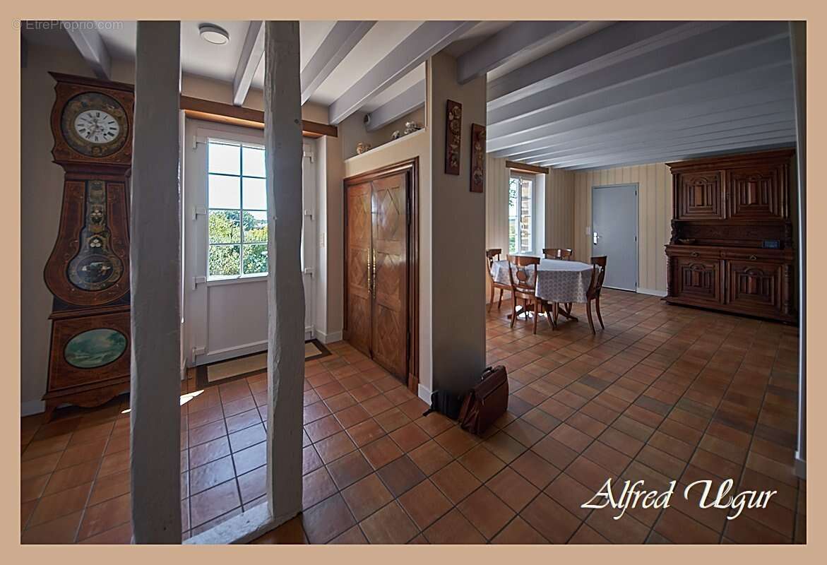 Maison à MAURE-DE-BRETAGNE