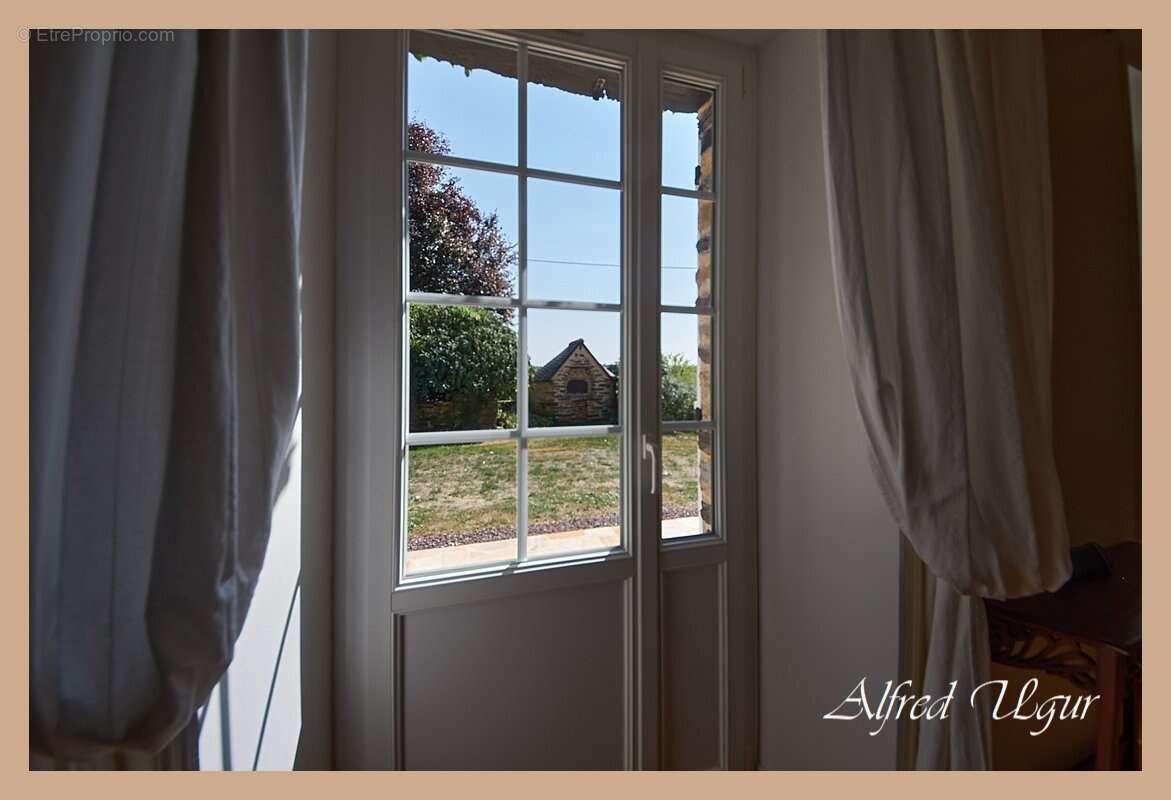 Maison à MAURE-DE-BRETAGNE