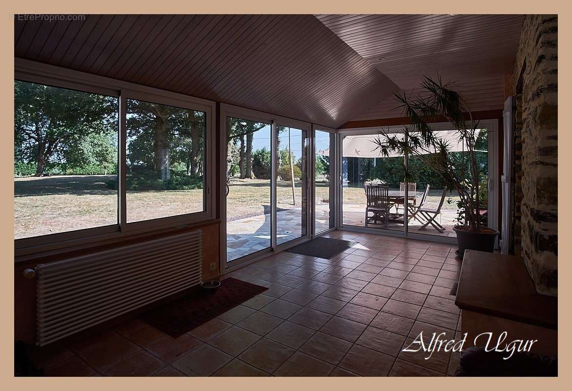 Maison à MAURE-DE-BRETAGNE