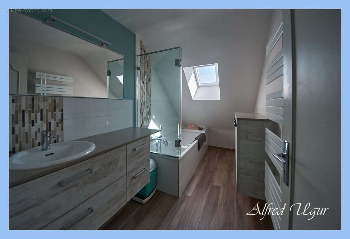 Maison à MAURE-DE-BRETAGNE